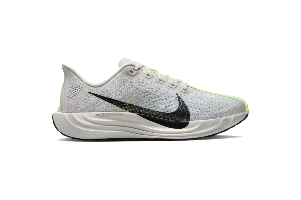 Nike Pegasus Plus