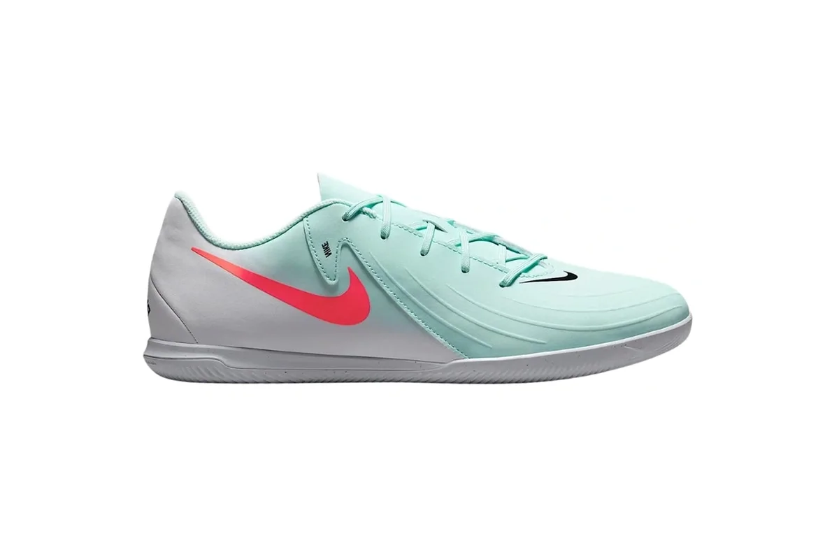 Nike Phantom GX 2 Club IC