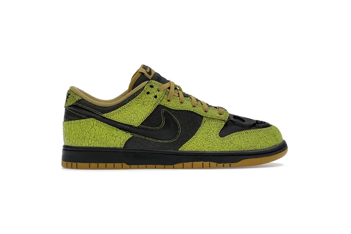 Nike Dunk Low Retro QS "Halloween Skull"