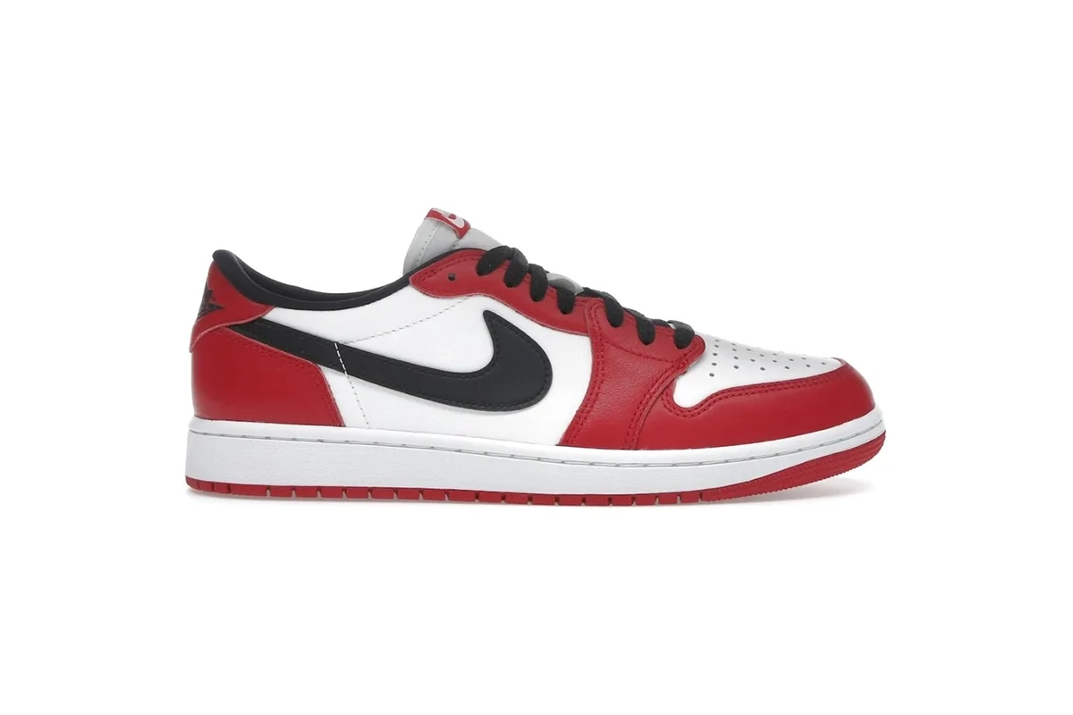 Nike Air Jordan 1 Retro Low "Chicago"
