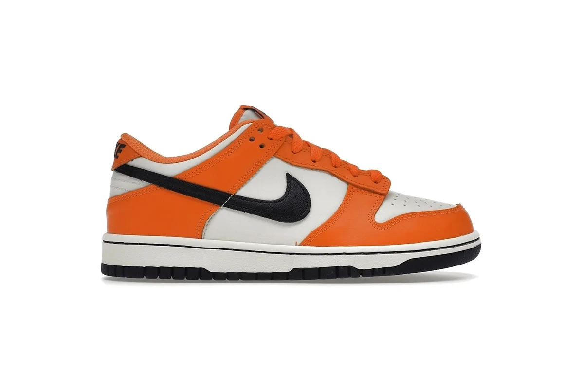 Nike Dunk Low "Halloween" 2022